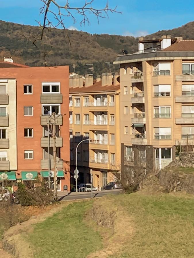 Apartament Natura Amb Calma Olot Exterior photo